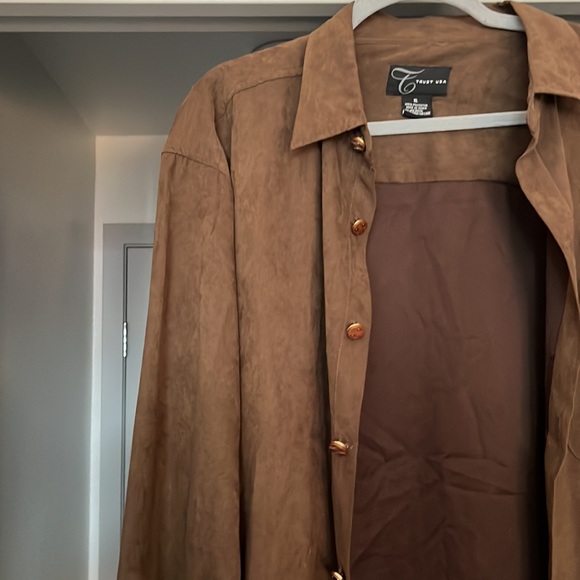 Brown suede-like oversized button up - Picture 2 of 3